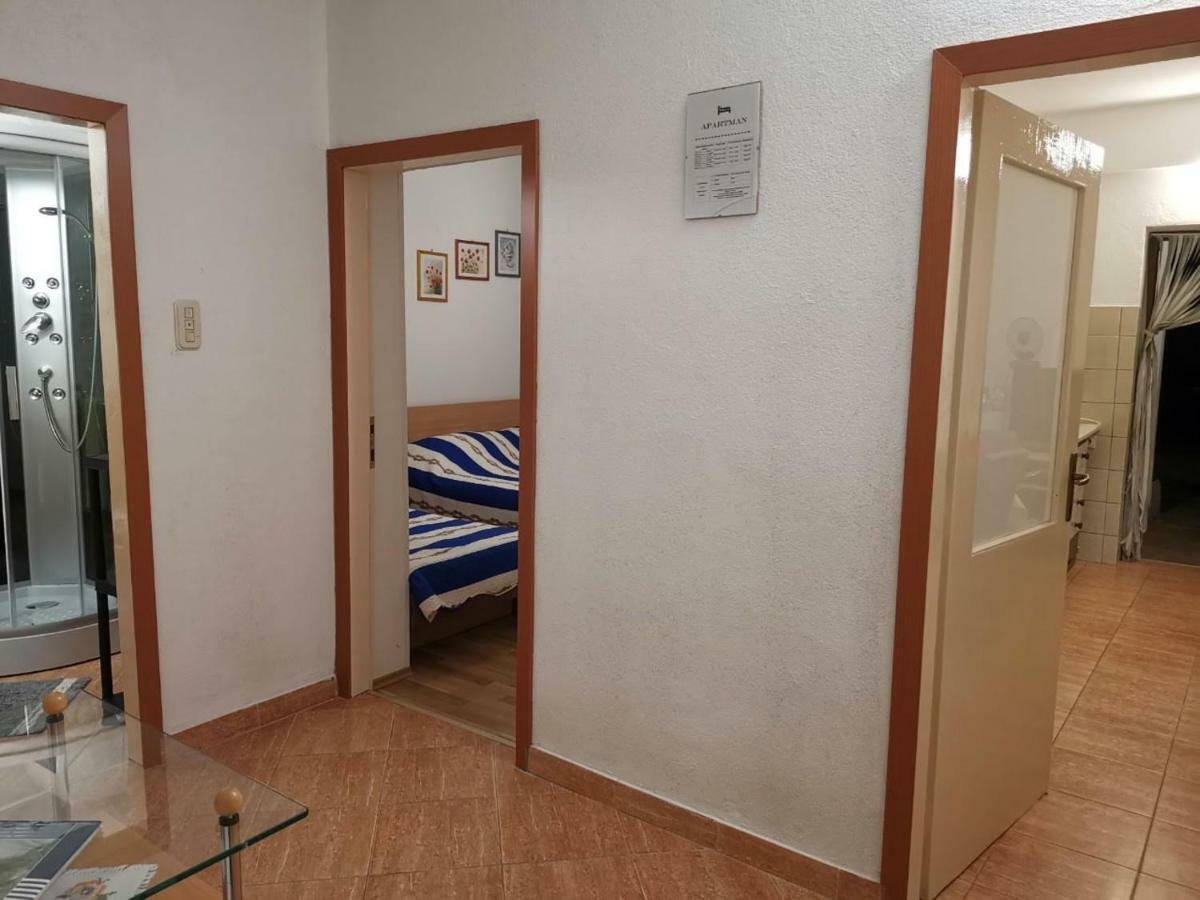Apartmani Spomenka Seline Eksteriør billede