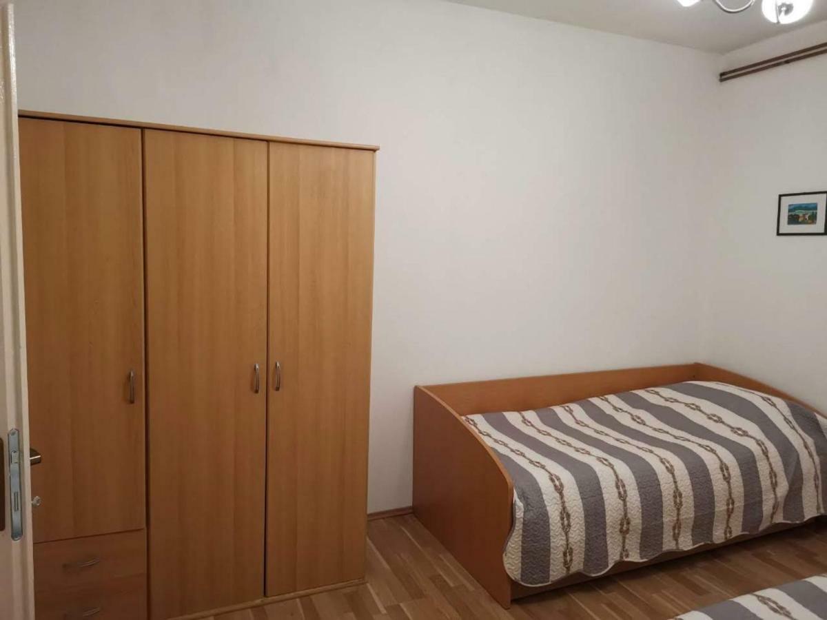 Apartmani Spomenka Seline Eksteriør billede