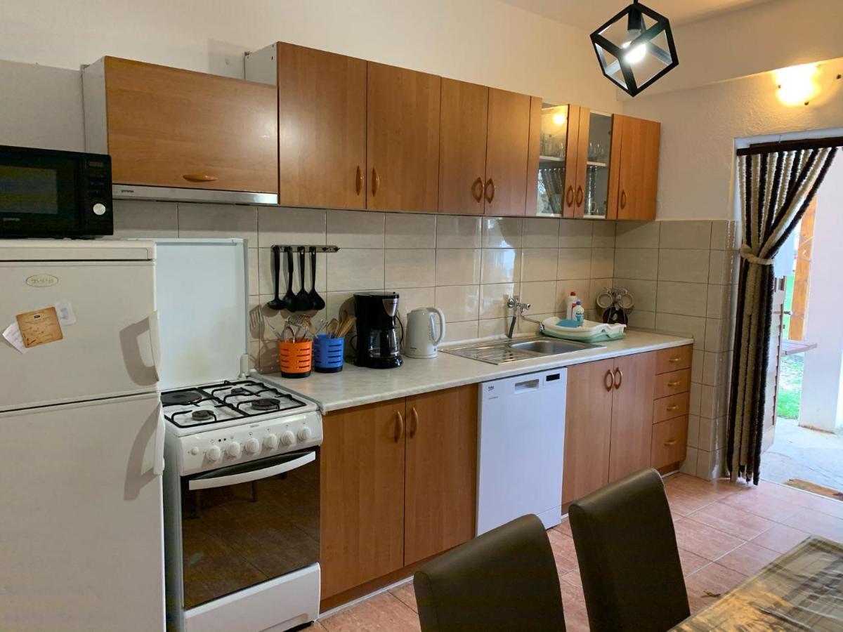 Apartmani Spomenka Seline Eksteriør billede